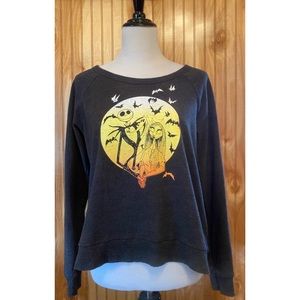 Disney Tim Burton’s The Nightmare Before Christmas Women’s Sweatshirt Sz. L